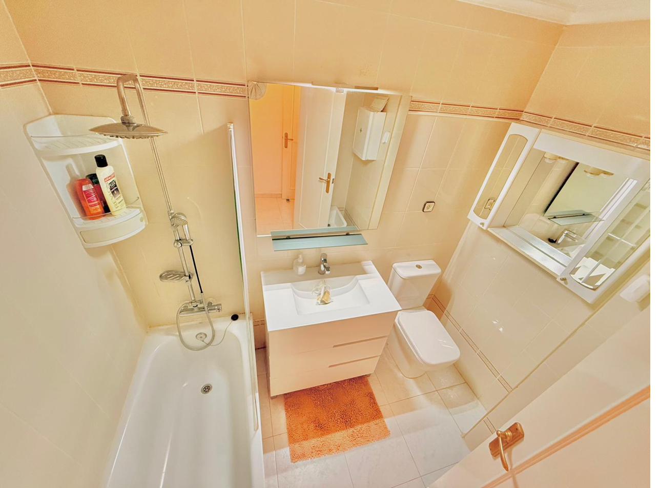 Main bathroom